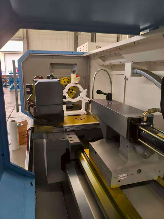 TORNO CNC 1 MTS ENTRE CENTRO TORRETA 6 HERRAMIENTAS
