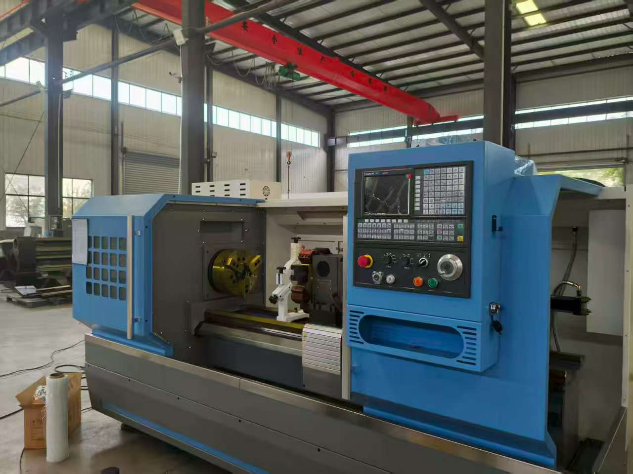TORNO CNC 1 MTS ENTRE CENTRO TORRETA 6 HERRAMIENTAS