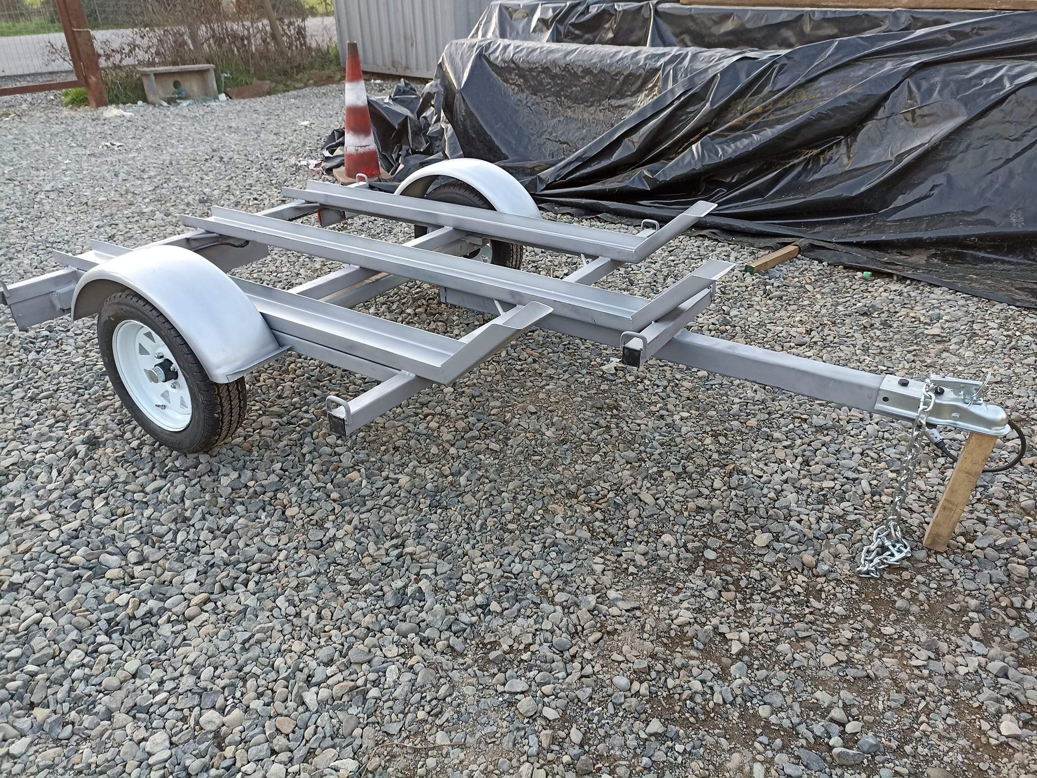 CARRO DE ARRASTRE PARA 3 MOTOS 500kg 