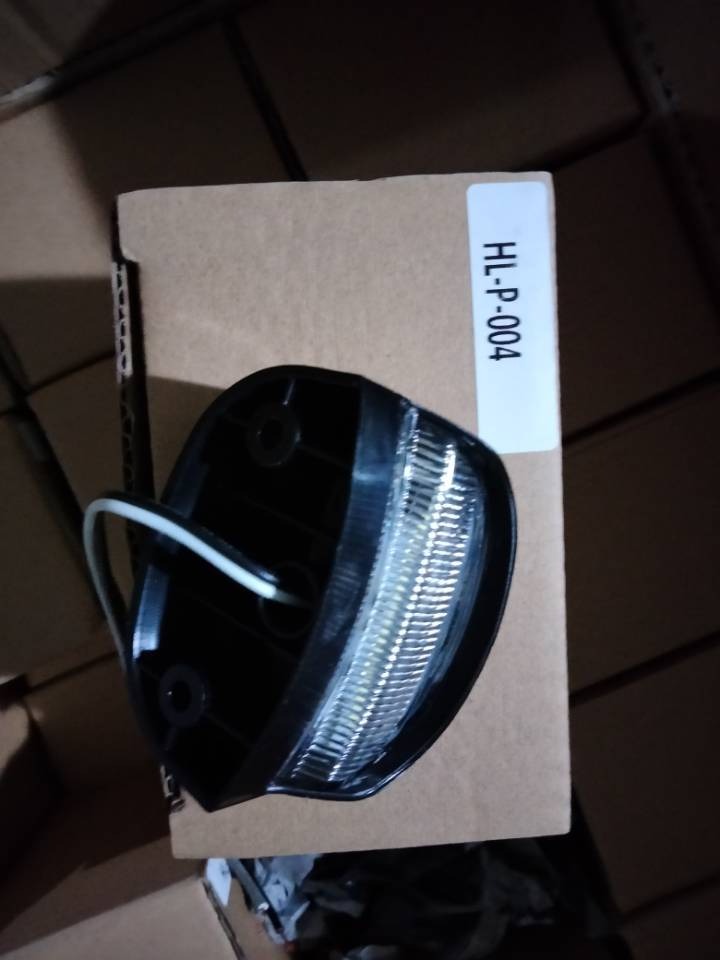 Farol Patente Ovalado Negro 6Led 12 y 24v